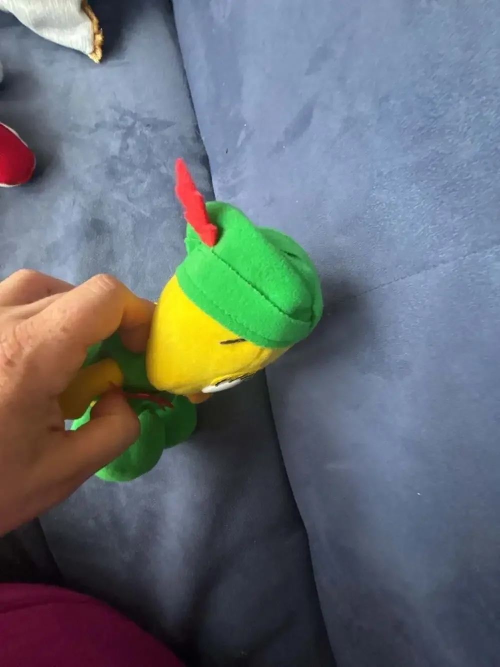 Vintage 1992 Warner Bros. Looney Tunes Tweety Bird Robin Hood Plush Ornament
